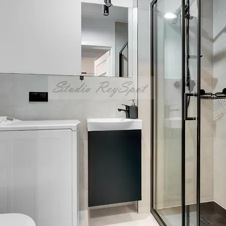 Reyspot Self Check-in