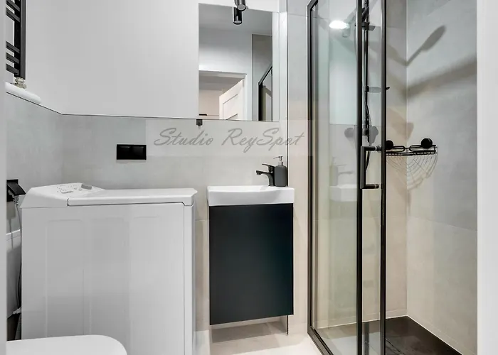 Reyspot Self Check-in